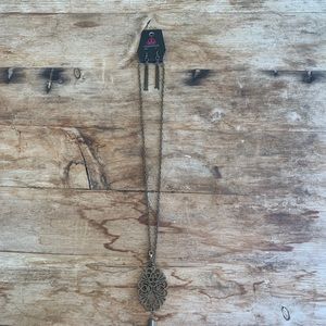 Necklace + Earrings Set